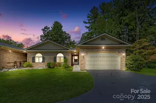 933 Kanuga Rd, Hendersonville, NC 28739 - Photo 1