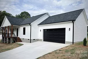 1479 20th St NE, Hickory, NC 28601 - Photo 1