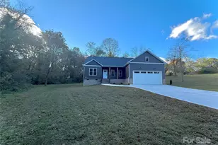 1471 20th St NE, Hickory, NC 28601 - Photo 1