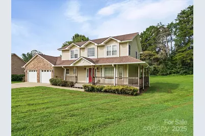 2360 Hounds Way, Hickory, NC 28601 - Photo 1