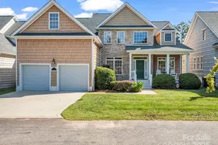 2137 6th St NW, Hickory, NC 28601 - Photo 1