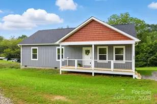 636 Silkwood Dr, Canton, NC 28716 - Photo 1