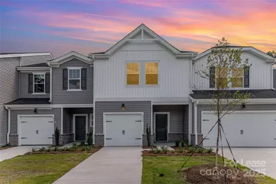 4117 Summit Woods Drive, Charlotte, NC 28216 - Photo 1