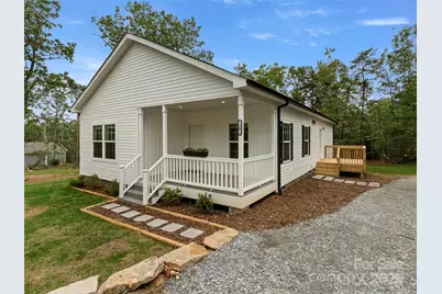 16 Eagle Drive, Hendersonville, NC 28792 - Photo 1