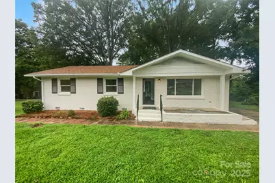 6139 Castle Court, Charlotte, NC 28213 - Photo 1