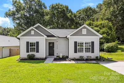 1305 Jay Avenue, Gastonia, NC 28052 - Photo 1