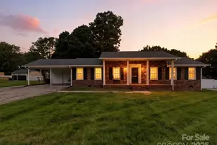 2426 Redbud Dr, Gastonia, NC 28056 - Photo 1