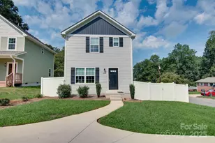 2661 N Ashe Ave, Newton, NC 28658 - Photo 1