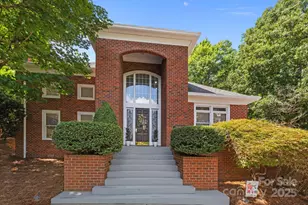 403 Maymont Dr, Cramerton, NC 28032 - Photo 1