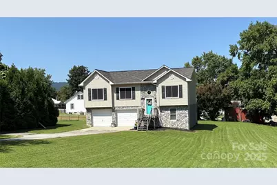 1010 Praley Street SW, Valdese, NC 28690 - Photo 1