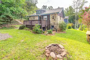 9 Koenig Wy, Asheville, NC 28804 - Photo 1