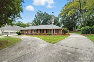 4600 Carmel Vista Ln, Charlotte, NC 28226 - Photo 1