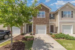 6123 Guildford Hill Ln, Charlotte, NC 28215 - Photo 1