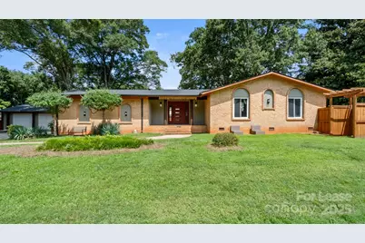 5745 Riviere Drive, Charlotte, NC 28211 - Photo 1