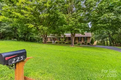 225 Oakmont Road, Stanley, NC 28164 - Photo 1