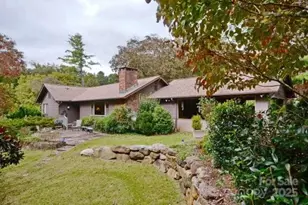 32 Locust Ln, Tryon, NC 28782 - Photo 1