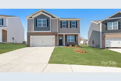 102 Queen Valley Way, Waynesville, NC 28786 - Photo 1