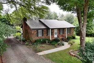 170 Whitesides Dr, Lincolnton, NC 28092 - Photo 1