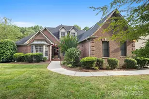 5125 Belicourt Dr, Charlotte, NC 28277 - Photo 1