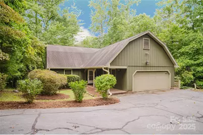 305 Heathcote Road, Hendersonville, NC 28791 - Photo 1