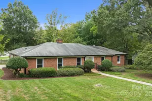 422 Roselawn Pl, Charlotte, NC 28211 - Photo 1