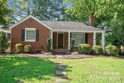 935 4th Avenue NW, Hickory, NC 28601 - Photo 1