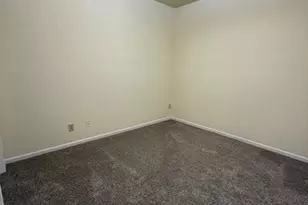 606 9th St SW, Hickory, NC 28602 - Photo 1