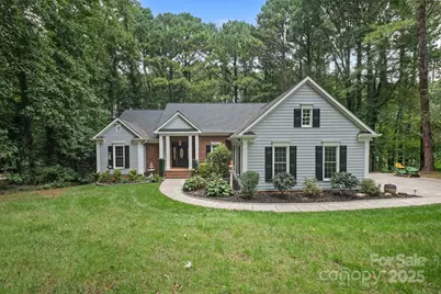 110 N Shore Drive, Mooresville, NC 28117 - Photo 1