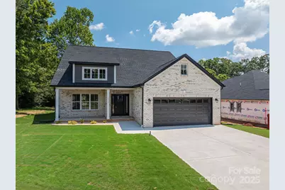 1337 20th Avenue NE, Hickory, NC 28601 - Photo 1