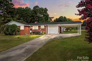 206 Fairfax Dr, Salisbury, NC 28146 - Photo 1