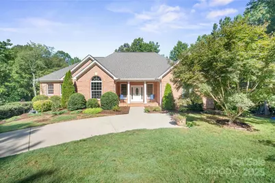 5025 Woodwinds Drive NE, Hickory, NC 28601 - Photo 1