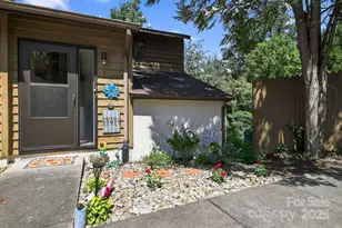 1420 11th Street Dr NW, Hickory, NC 28601 - Photo 1