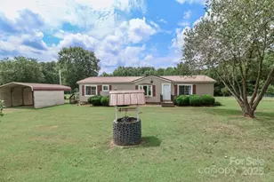 385 Deerchase Cir, Statesville, NC 28625 - Photo 1