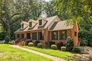 341 N Mulberry St, Statesville, NC 28677 - Photo 1