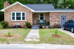 236 Legrand St, Cheraw, SC 29520 - Photo 1