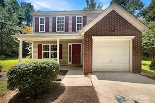 5204 Grass Ridge Dr, Charlotte, NC 28216 - Photo 1