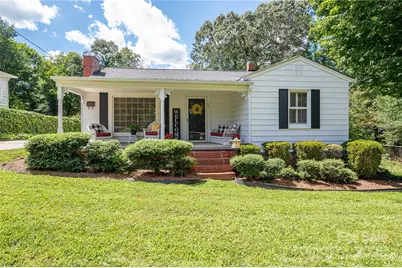 701 State Street, Lincolnton, NC 28092 - Photo 1