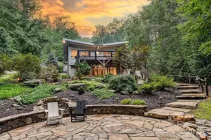 5 Crooked Tree Ln, Black Mountain, NC 28711 - Photo 1