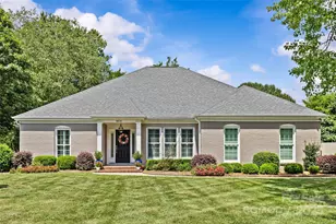 4831 Truscott Rd, Charlotte, NC 28226 - Photo 1