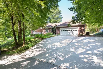 21 Campbell Street, Black Mountain, NC 28711 - Photo 1