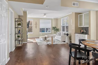 405 W 7th Street #300, Charlotte, NC 28202 - Photo 1