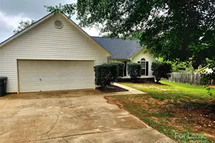 403 Winecoff St, Troutman, NC 28166 - Photo 1