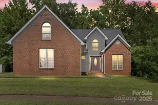 7337 Rosehall Dr, Charlotte, NC 28227 - Photo 1