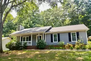 6613 Farrington Ln, Charlotte, NC 28227 - Photo 1