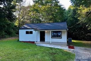 819 Circle View, Gastonia, NC 28054 - Photo 1