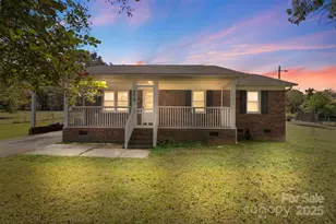 4618 Cottonwood Ln, Gastonia, NC 28052 - Photo 1