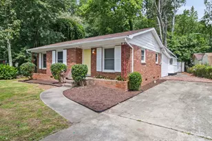 4310 Toluca Pl, Charlotte, NC 28208 - Photo 1