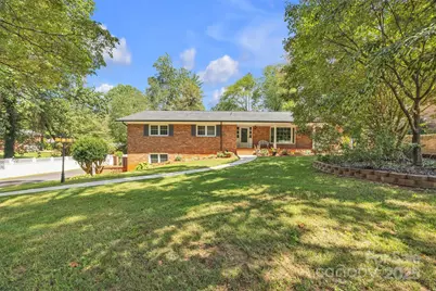 312 2nd Avenue NE, Conover, NC 28613 - Photo 1