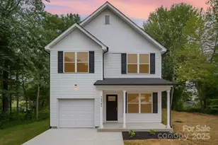 5596 Sandhurst Rd, Hickory, NC 28602 - Photo 1