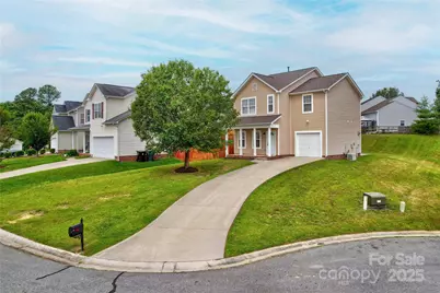 915 Harbour View Cove NE, Kannapolis, NC 28083 - Photo 1